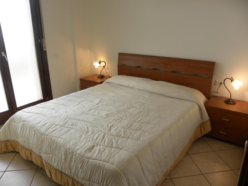 Alba D'Abruzzo Bed And Breakfast アルバ・アドリアティカ エクステリア 写真
